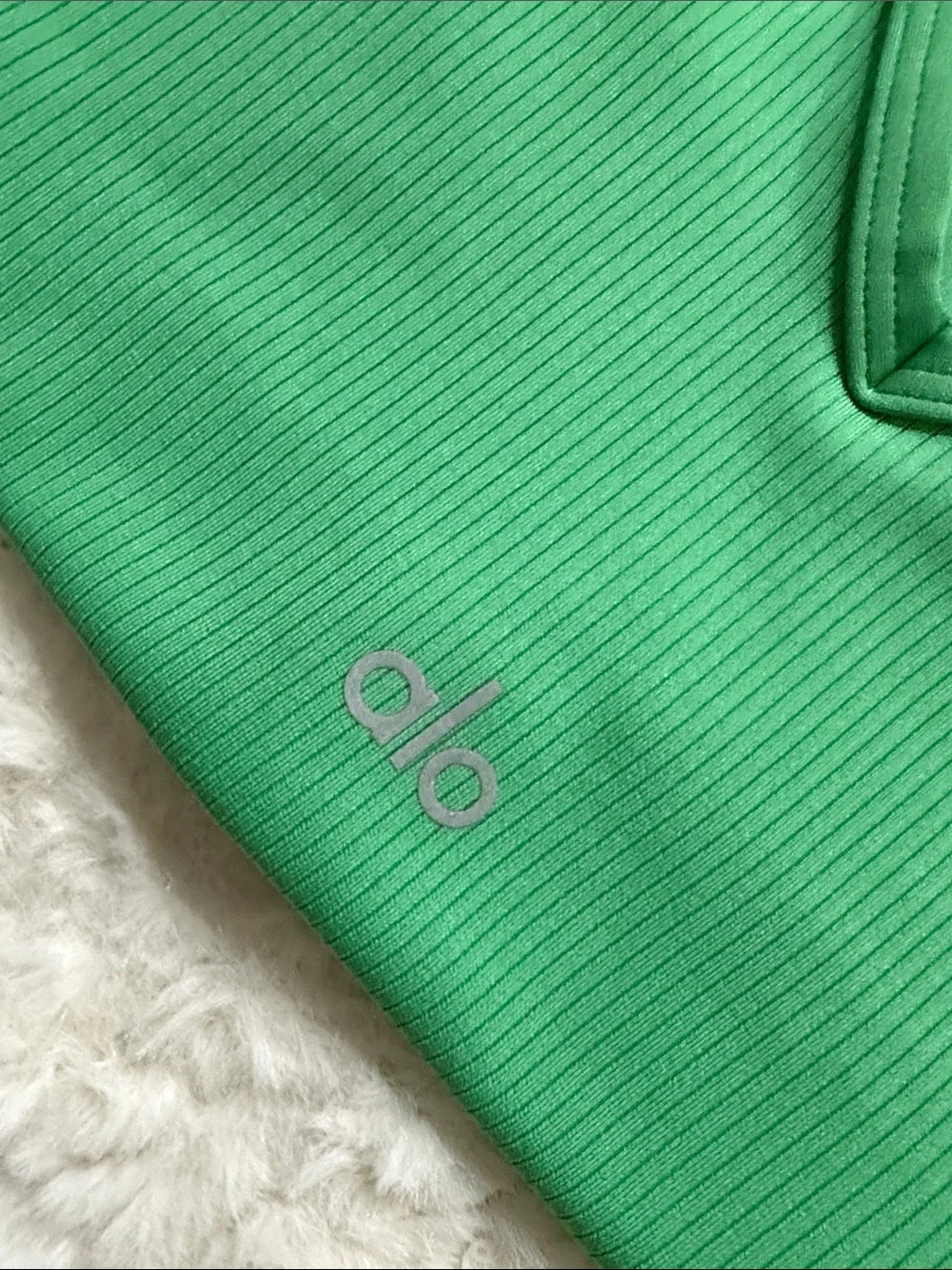 ALO Yoga Green Ribbed V-Neck Sports Bra